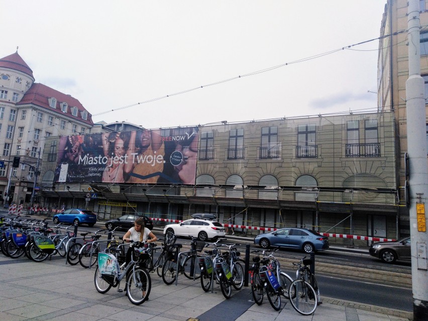 Z hotelu Grand zostało niewiele. Nowe mury będą później