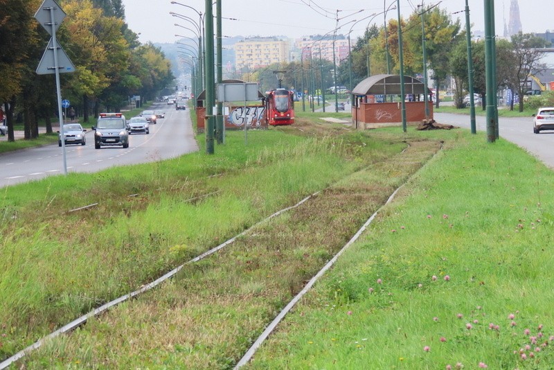 W pierwszym etapie inwestycji w Dąbrowie Górniczej firma ZUE...