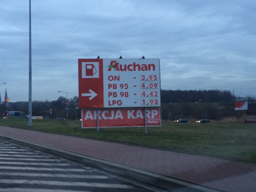 Stacja przy Auchan w Sosnowcu