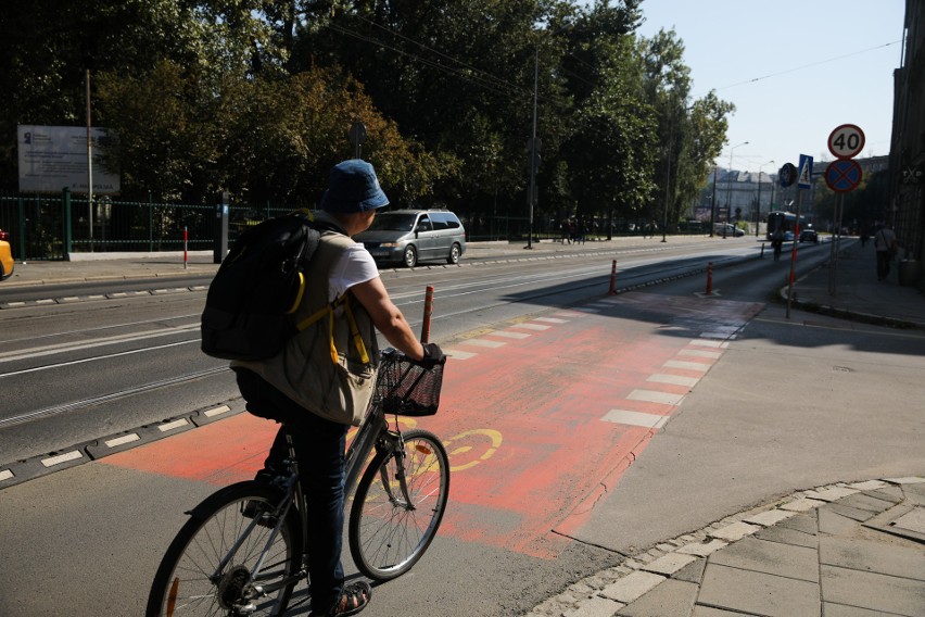 To już ostatnie chwile ścieżki rowerowej na Grzegórzeckiej