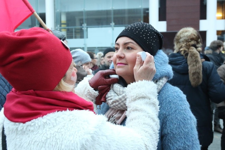 Protest w Kielcach przeciwko rządowi: -  To już przechodzi wszelkie granice