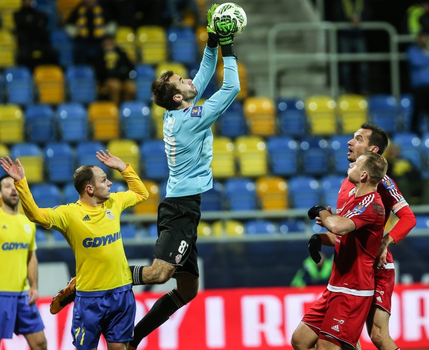 Arka Gdynia pokonała u siebie Drutex-Bytovię 1:0 i...