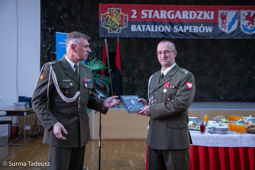 2 stargardzki batalion saperów ma nowego dowódcę. Podpułkownik Artur Tarnowski zastąpił podpułkownika Mirosława Zybera