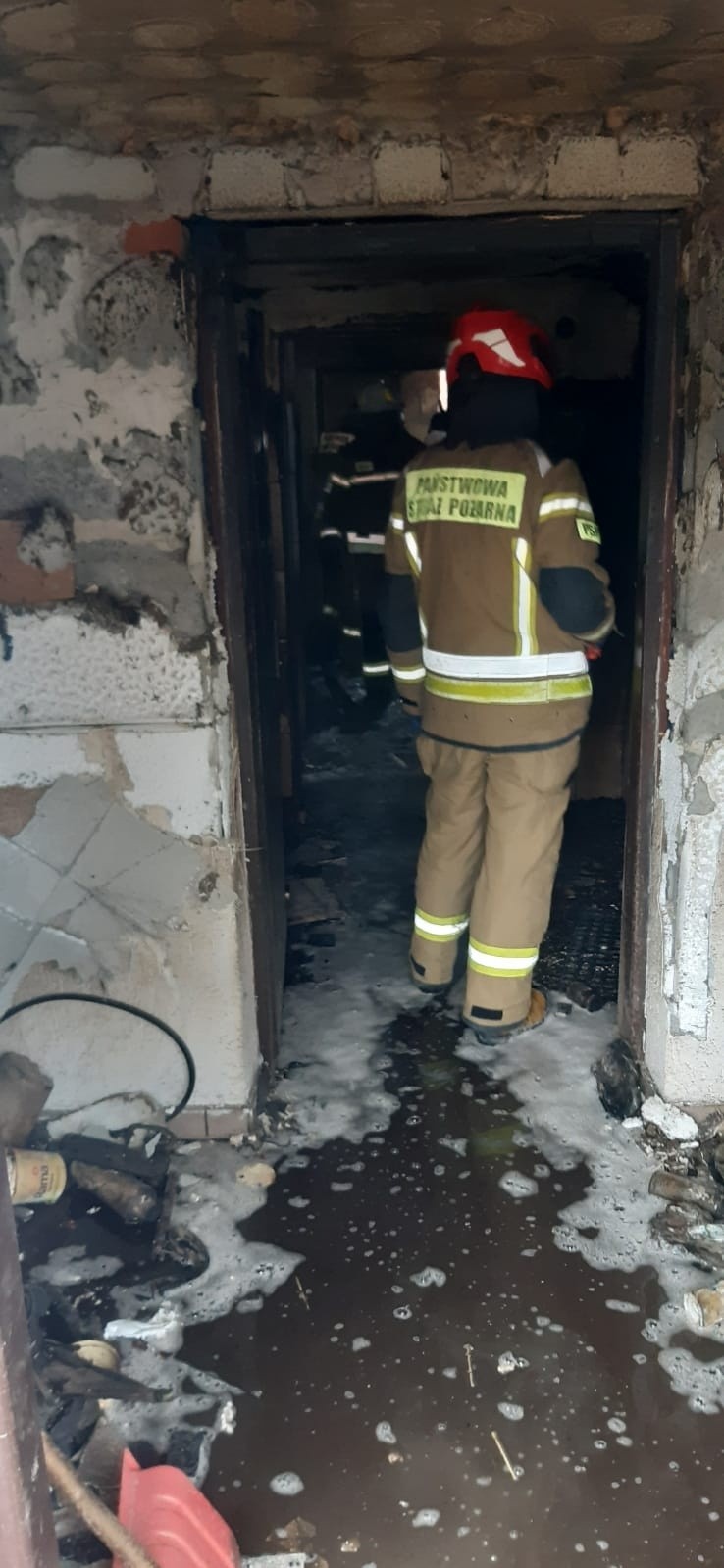Tragiczny pożar nad Jeziorem Czchowskim. Nie żyje 74-letnia mieszkanka Tropia