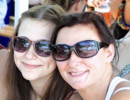 Mama i córka &#8211; Beata i Martyna Majewskie &#8211; razem na festiwalu Przystanek Woodstock. 
