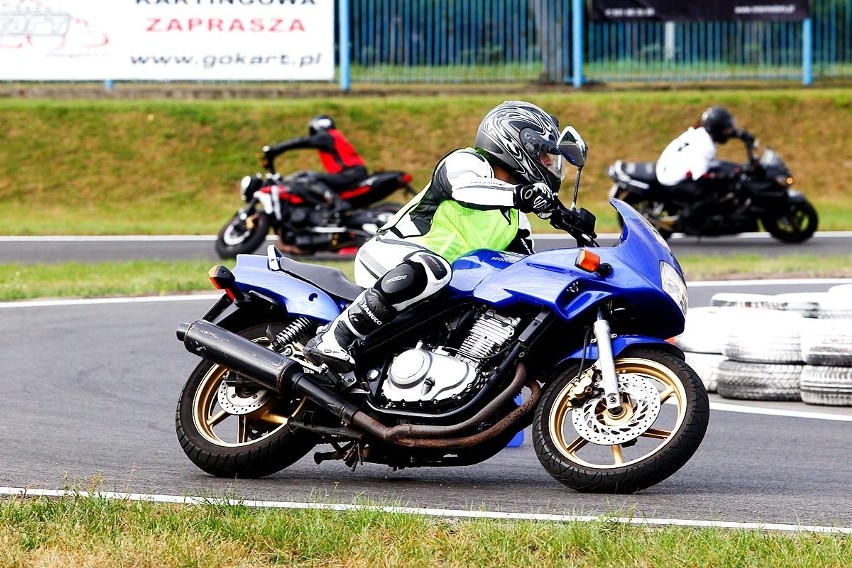 Piknik motocyklowy na torze gokartowym w Szczecinie [zdjęcia]