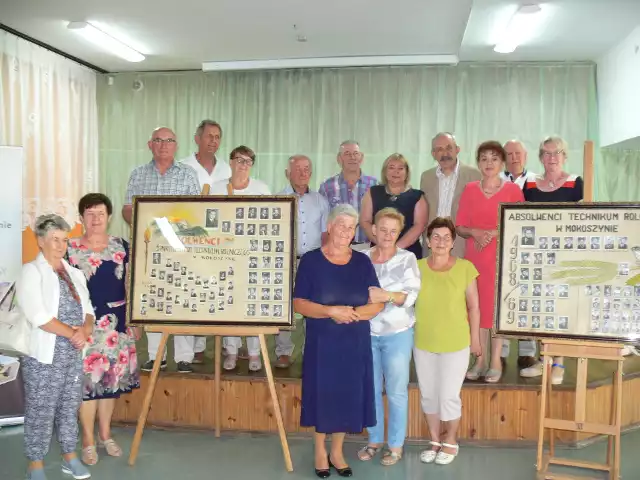 W murach byłego Państwowego Technikum Rolniczego  w Sandomierzu - Mokoszynie  a obecnie Zespołu Szkół Centrum Kształcenia Rolniczego  spotkali się absolwenci szkoły rocznik maturalny 1968/69.