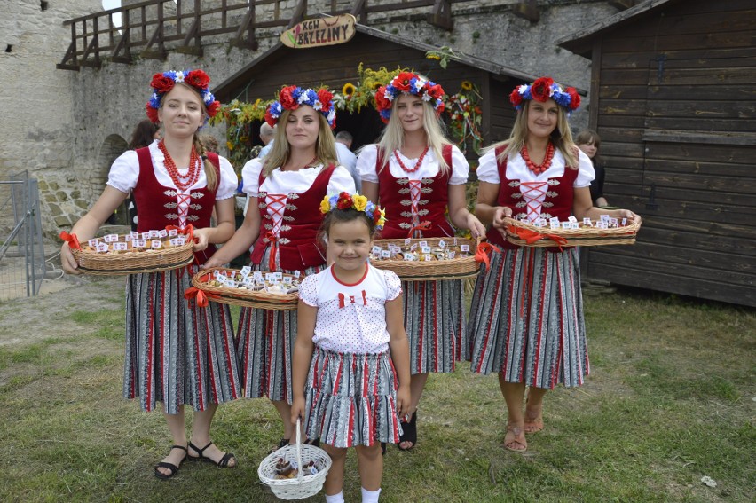 W piękny sposób uczczono odzyskanie przez Szydłów praw...