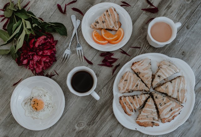 Nie masz pomysłu, jak sprawić, by tegoroczny Dzień Kobiet był wyjątkowy? Na pomoc przychodzą lubelskie restauracje! Kliknij w przycisk „zobacz galerię” i przesuwaj zdjęcia w prawo - naciśnij strzałkę lub przycisk NASTĘPNE.