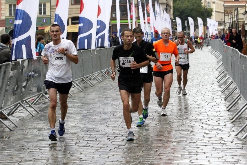 Maraton Wrocław - ZDJĘCIA - zawodnicy z numerami 2001 - 2200