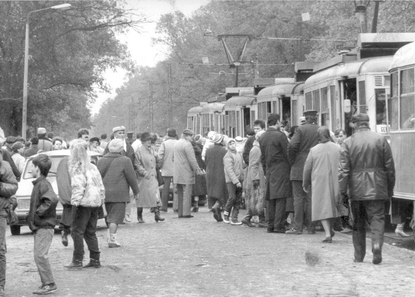 Listopad 1988 - cmentarz na Osobowicach