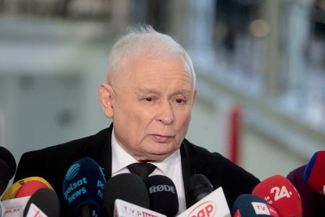 Przyjęcie paktu migracyjnego oznacza, że Polska będzie zmuszona do przyjmowania migrantów - mówił Jarosław Kaczyński.
