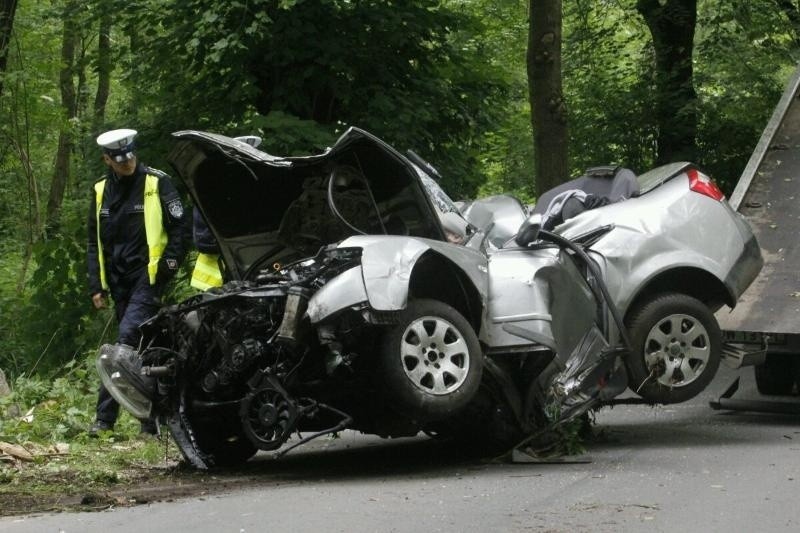 Śmiertelny wypadek za miejscowością Szczodre