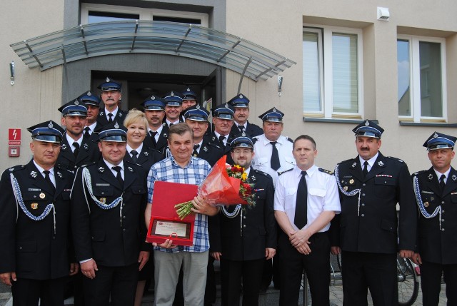 Strażacy pożegnali inspektora Marka Prokopa - urzędnika odpowiedzialnego za zarządzanie kryzysowe.