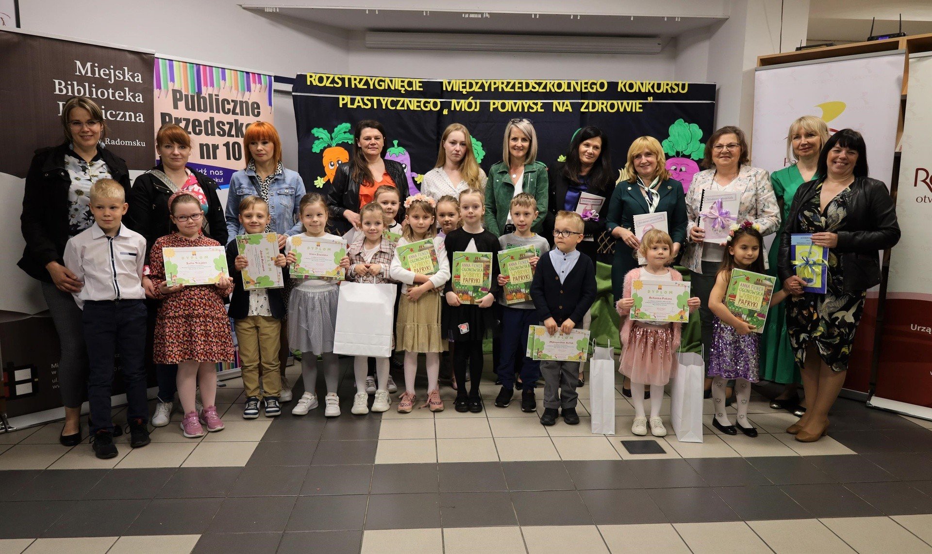 El concurso “Mi idea para la salud” se decidió en el jardín de infancia público n.º 10 de Radomsko.  las fotos