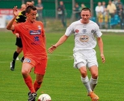 Łukasz Pielorz (z lewej) dzisiaj po raz pierwszy zagra w Niecieczy Fot. Grzegorz Golec