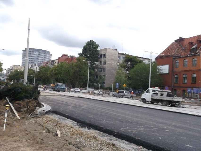 Curie-Skłodowskej prawie gotowa. Na ulicy jest już asfalt (ZDJĘCIA)