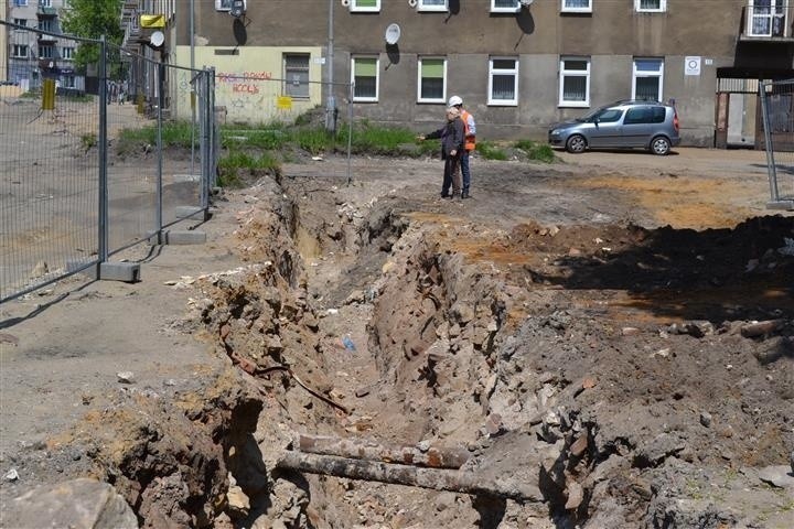 Częstochowa: Archeolodzy rozpoczęli prace na ulicy Nadrzecznej [ZDJĘCIA]