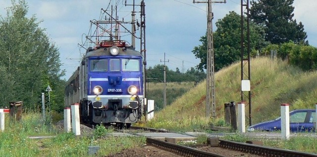 Kolejarze zapewniają, że po zakończeniu robót, na szlaku ze Szczecina Dąbia do Świnoujścia, pociągi będą mogły pędzić po torach z prędkością 160 km na godzinę.