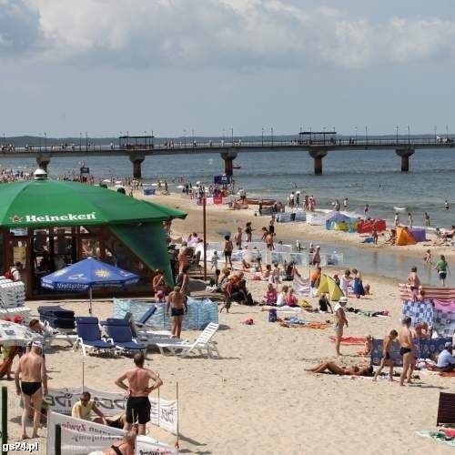 Na części plaży w Międzyzdrojach nie wolno się kąpać. Czy ta wiadomość odstraszy turystów?
