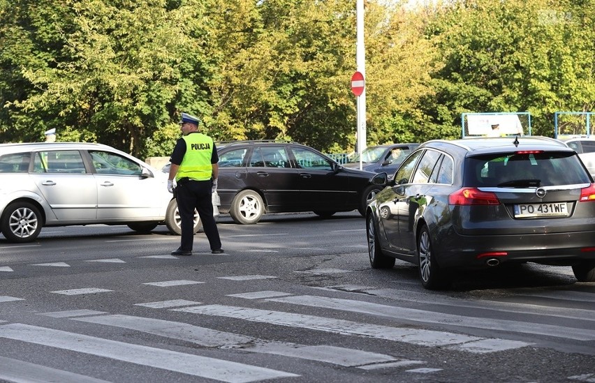 Problemy z przejazdem al. Wojska Polskiego. Trwa naprawianie awarii