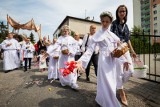 Wierni parafii pw. Bożego Ciała na Szwederowie przeszli w procesji do czterech ołtarzy [zdjęcia]