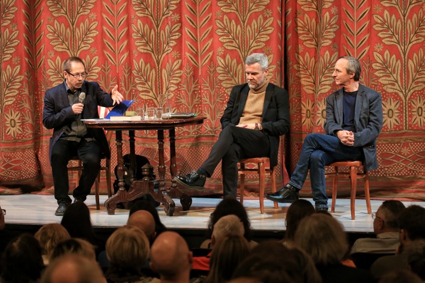 Stanisław Obirek i Artur Nowak w Teatrze Polskim w Poznaniu....