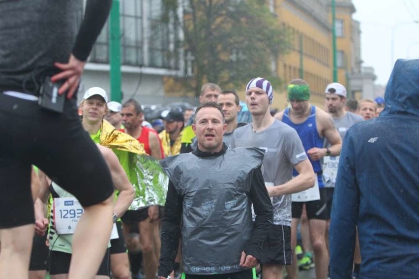 9. Poznań Półmaraton 2016. Zdjęcia zawodników i publiczności