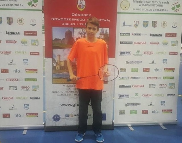 Badmintonista Stali Nowa Dęba Jakub Suszyński zaliczył udany występ w Mistrzostwach Polski Młodzików.