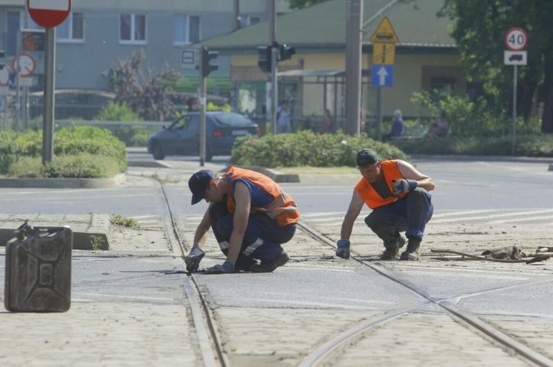 Wrocław: Upały roztopiły torowisko. Tramwaje nie jeżdżą na Kowale