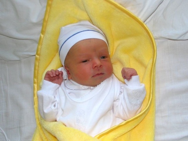 Alan Wysocki urodził się w piątek, 18 marca. Ważył 3600 g i mierzył 59 cm. Jest pierwszym dzieckiem Anny i Cezarego z Ostrowi Mazowieckiej