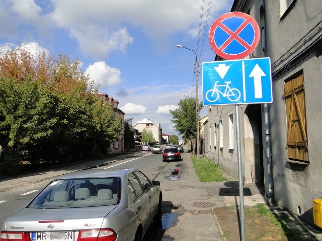 Na całej długości ulicy Górnej, a także na ulicy Kaszubskiej nie można zaparkować ani po jednej, ani po drugiej stronie jezdni.
