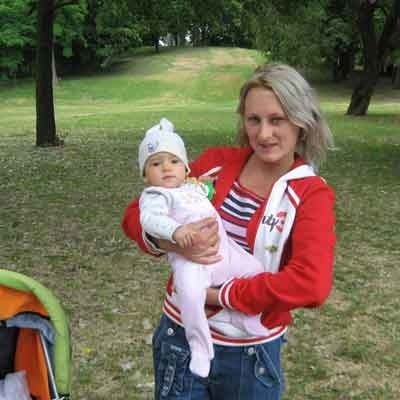 - Warto spróbować i wrócić do tradycji - uważa Justyna Śmiłowska, na zdjęciu z córką Nikolą.