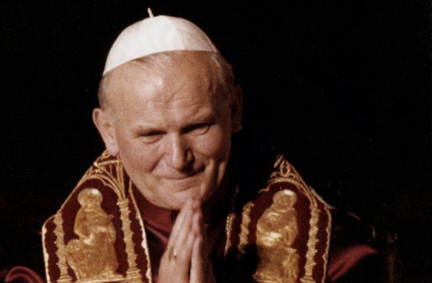 42 lata temu Karol Wojtyła został wybrany papieżem. Przyjął...