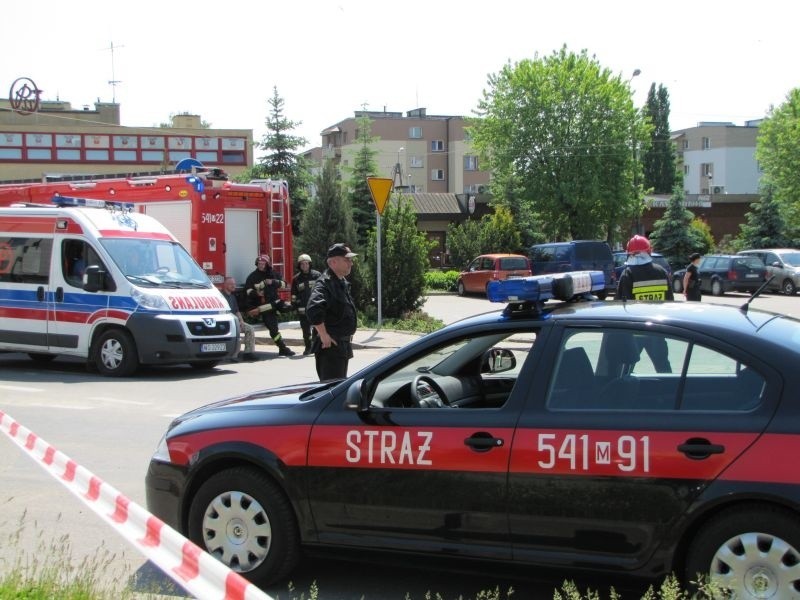 Alarm bombowy w centrum Ostrowi Mazowieckiej (zdjęcia)