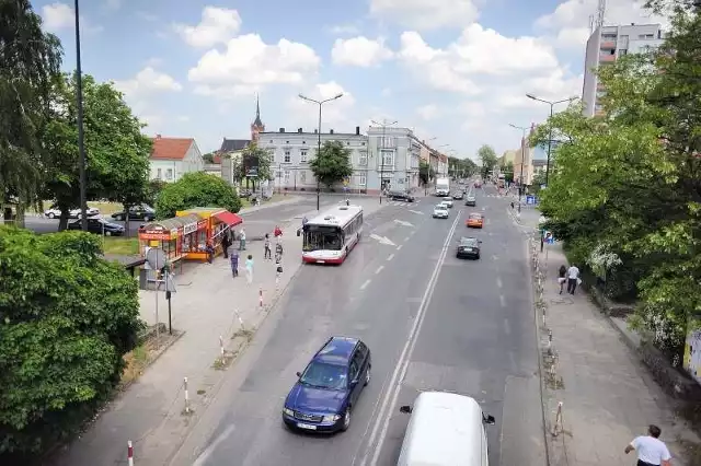 Aleja Jana Pawła II w Kędzierzynie-Koźlu. Centrum miasta.