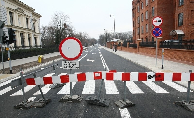 Remont ul. Przędzalnianej przeciągnął się z dwóch miesięcy...