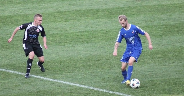 Jan Kowalski (z prawej), nie zagra wiosną w Broni