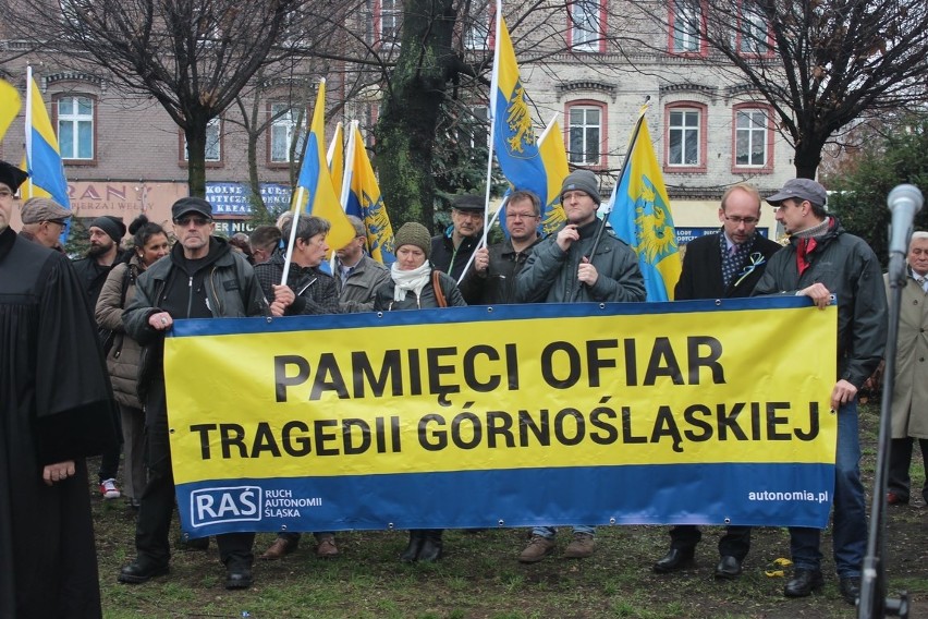 W Świętochłowicach odsłonięto obelisk upamiętniający...