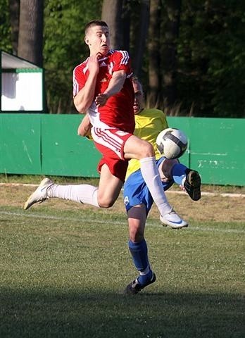 III liga pilki noznej. LZS Leśnica - Victoria Chróścice 3-1.
