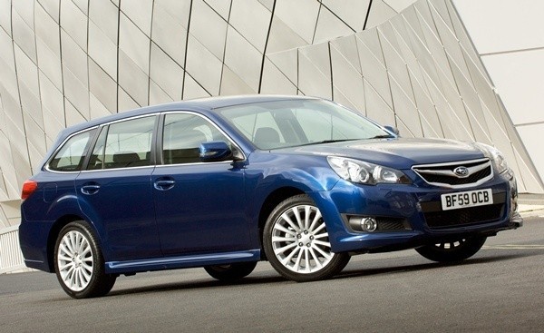 Subaru Legacy, jeden z najbezpieczniejszych aut klasy średniej według IIHS.