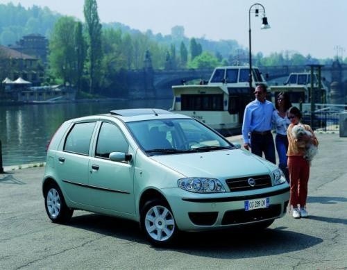 Fot. Fiat: Fiat Punto to wciąż atrakcyjny samochód, głównie...