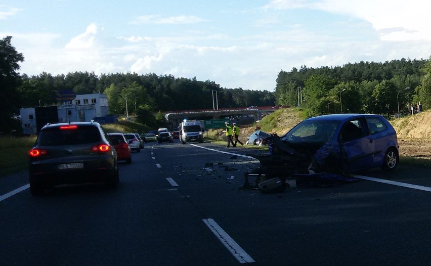 Do zderzenia trzech samochodów doszło w sobotę (18 czerwca)...