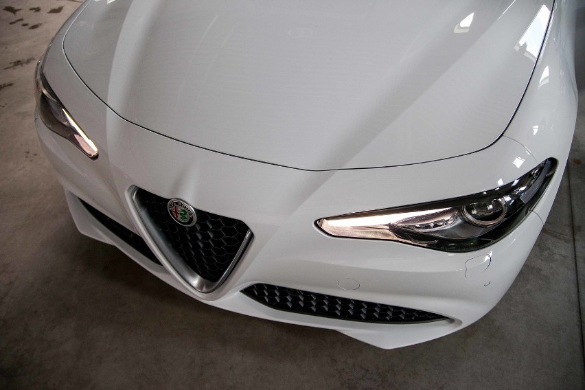 Alfa Romeo Giulia trafiła do salonow sprzedaży