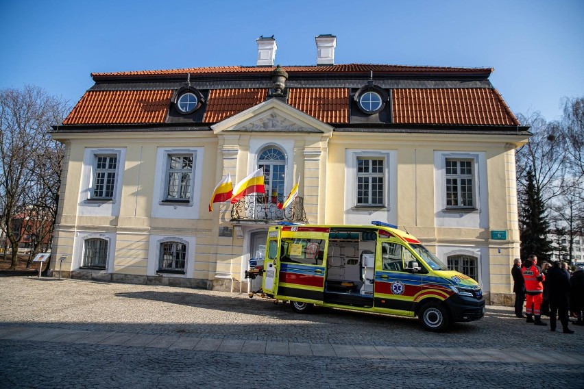 15-02-2022 bialystok budzet obywatelski karetka pogotowia...