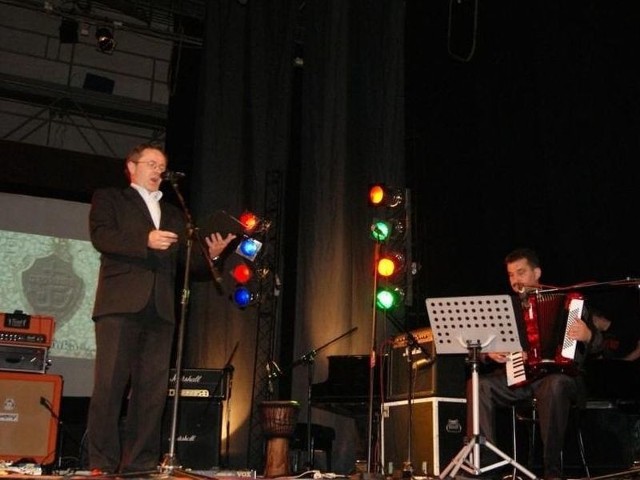 Na scenie zaprezentowali się muzycy, którzy brali udział w nagraniu płyty "Jędrusiowa dola&#8221;.
