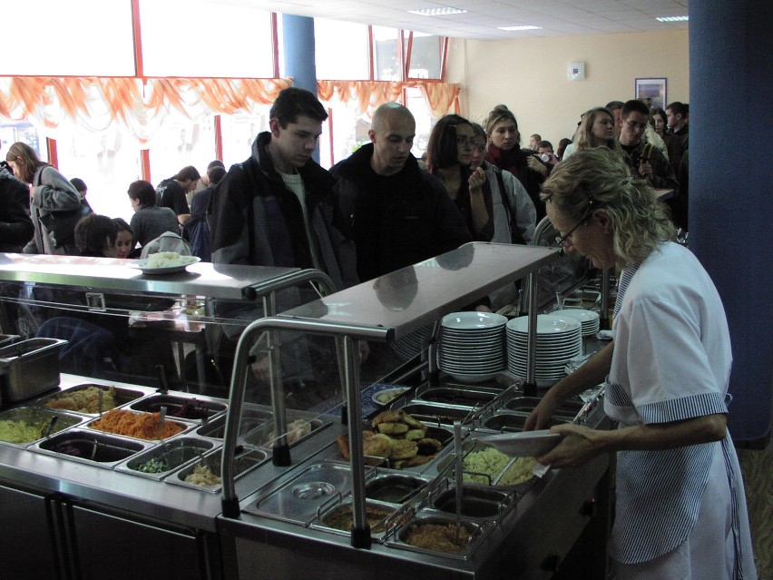 Słynny bar mleczny "Miś" przy ul. Kuźniczej. Zajrzyjcie tam...