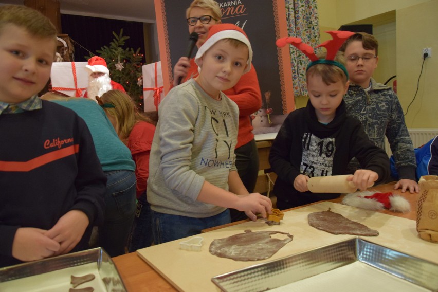 Piernikowe warsztaty w Gminnym Ośrodku Kultury w Sękowej