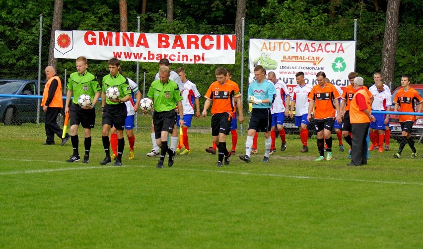 Kapral-Car Dąb Barcin - Mień Lipno  0 : 0