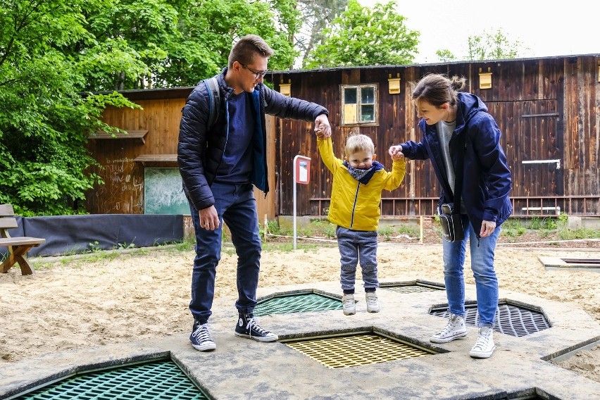 W ostatnich latach nowe place zabaw w Toruniu powstawały jak...